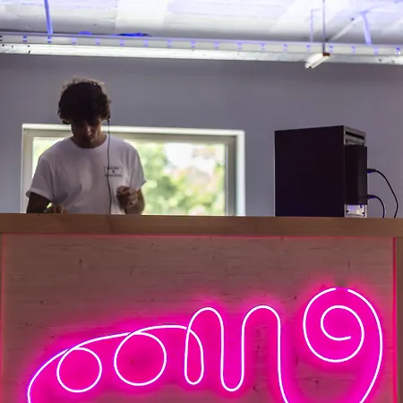 Unite بيت شباب *